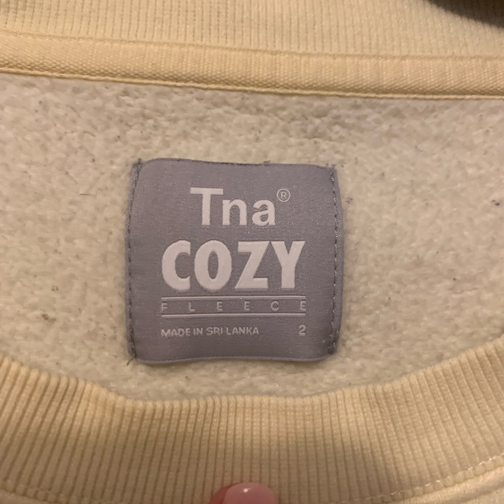 Aritzia Cozy AF Camp TNA Crewneck Sweatshirt - Picture 4 of 5